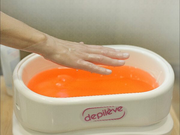 Warm paraffin treatment for hands