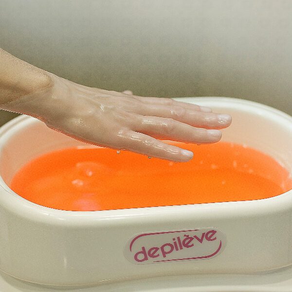 Soe parafiinihoolitsus kätele